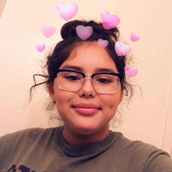 Meet your Posher, Yasmin - Picture 1 of 1